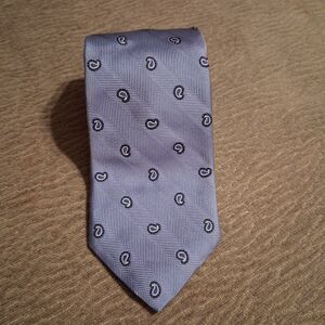 Brooks Brothers‎ Golden Fleece Tie all Silk Paisley Teardrop Pattern Made In USA